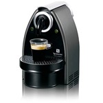 Máquina de Café Nespresso Essenza Auto Titan