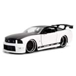 Miniatura Ford Mustang GT 2006 Bigtime Muscle 1:24 Jada Toys