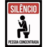 Placa Decorativa Silêncio: Pessoa Concentrada