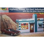 Revell 85-7803 Highway Scenes '69 Ford Talladega With Die-cut Diner Diorama 1:24