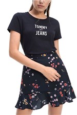 T-Shirt Tommy Jeans Square Preto Tam. PP